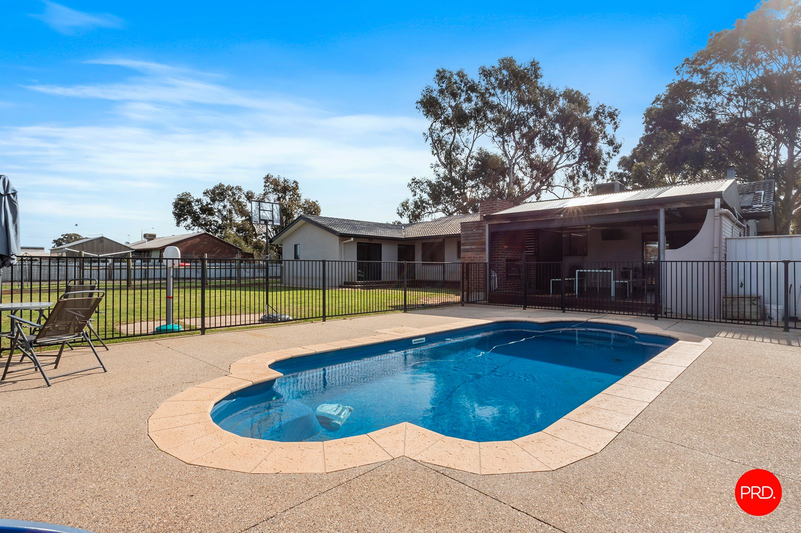 520 Midland Highway HUNTLY 22