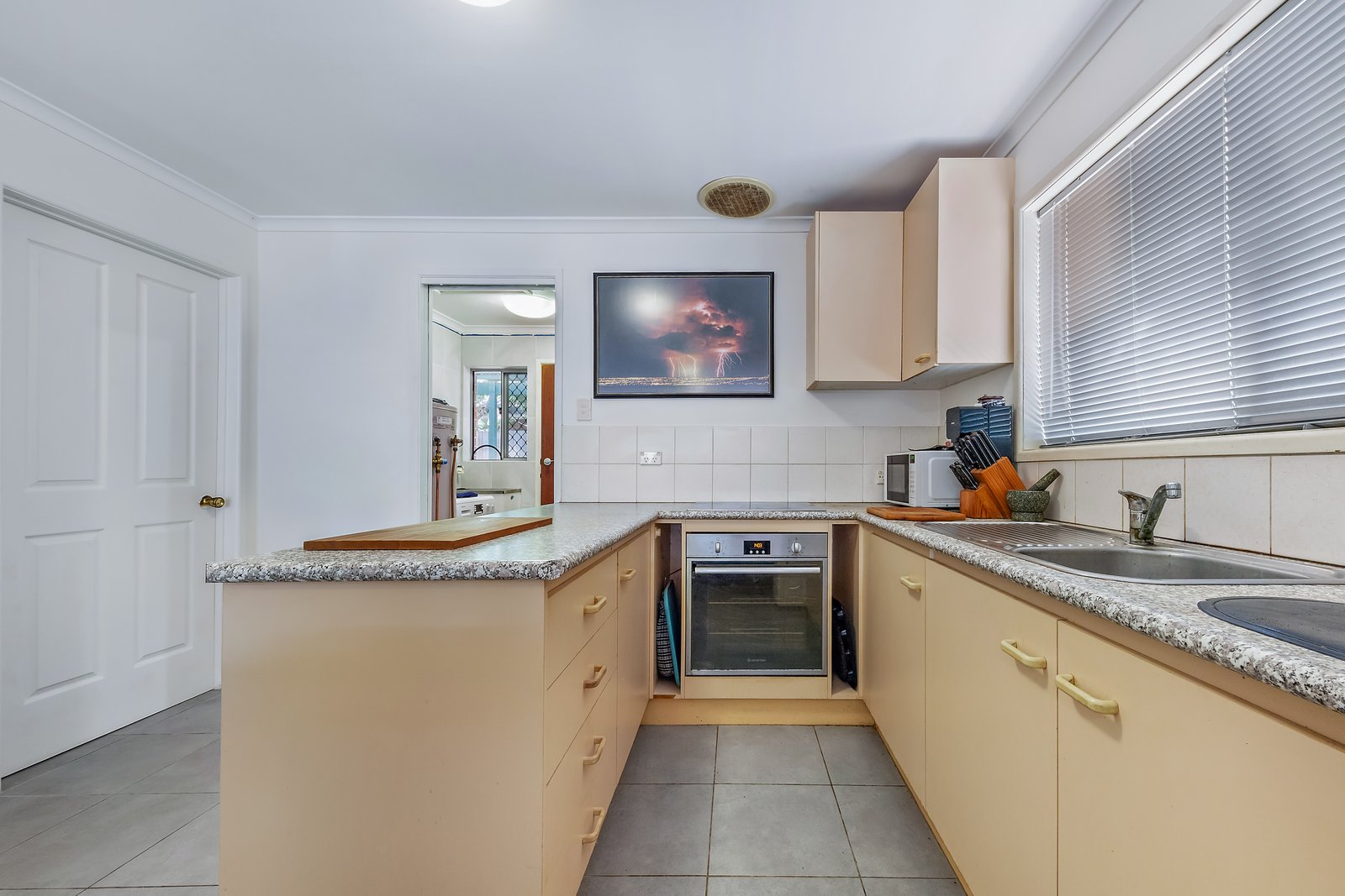 5/20 Pandanus Drive CANNONVALE 5