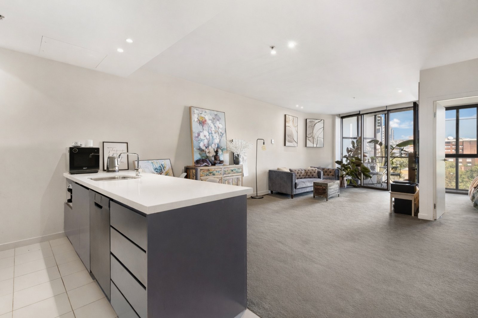 Gallery: 520/55 Queens Road