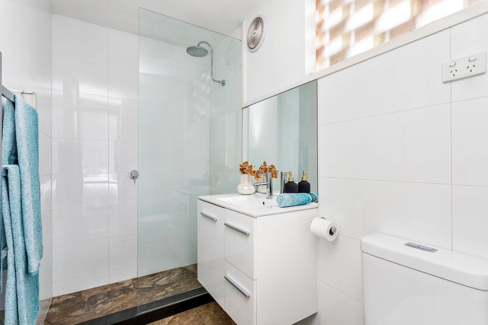 Real Estate and Property in 5/207 Canterbury Road, St Kilda West, VIC