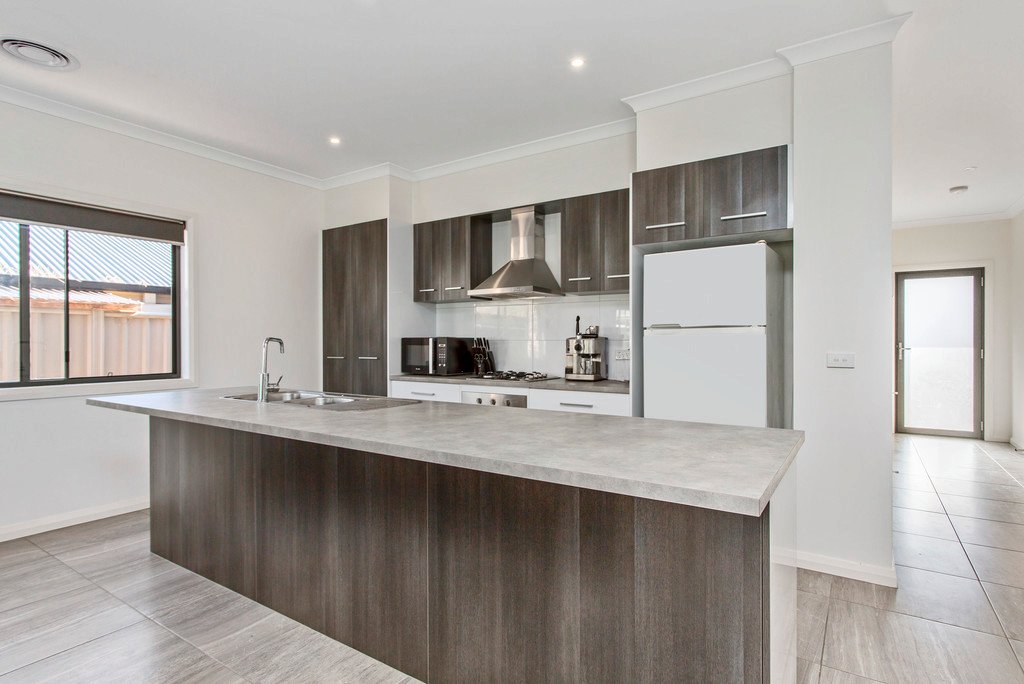 5/20A MacDougall Road GOLDEN SQUARE 2