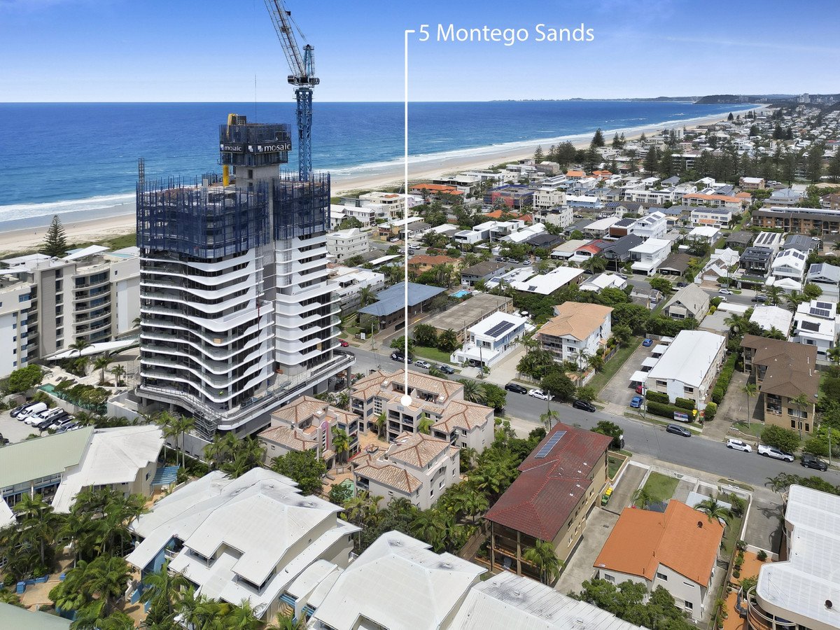 5/21-25 Peerless Avenue Mermaid Beach 11