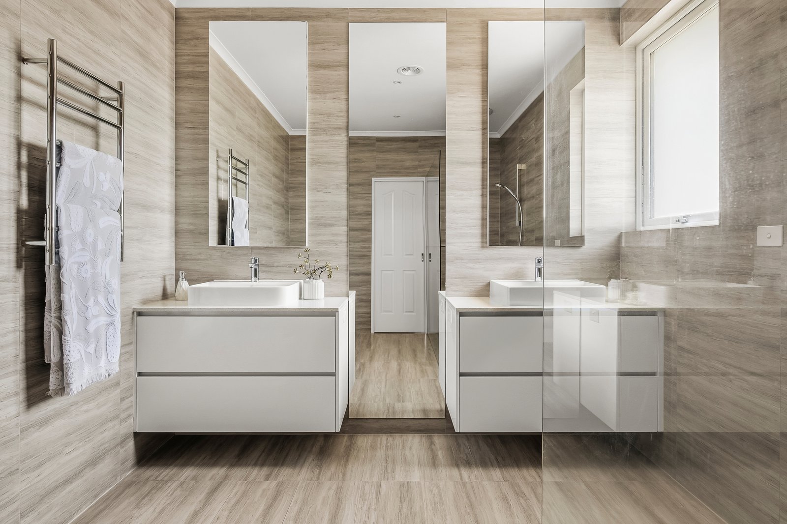 Real Estate and Property in 521 Balcombe Road, Black Rock, VIC