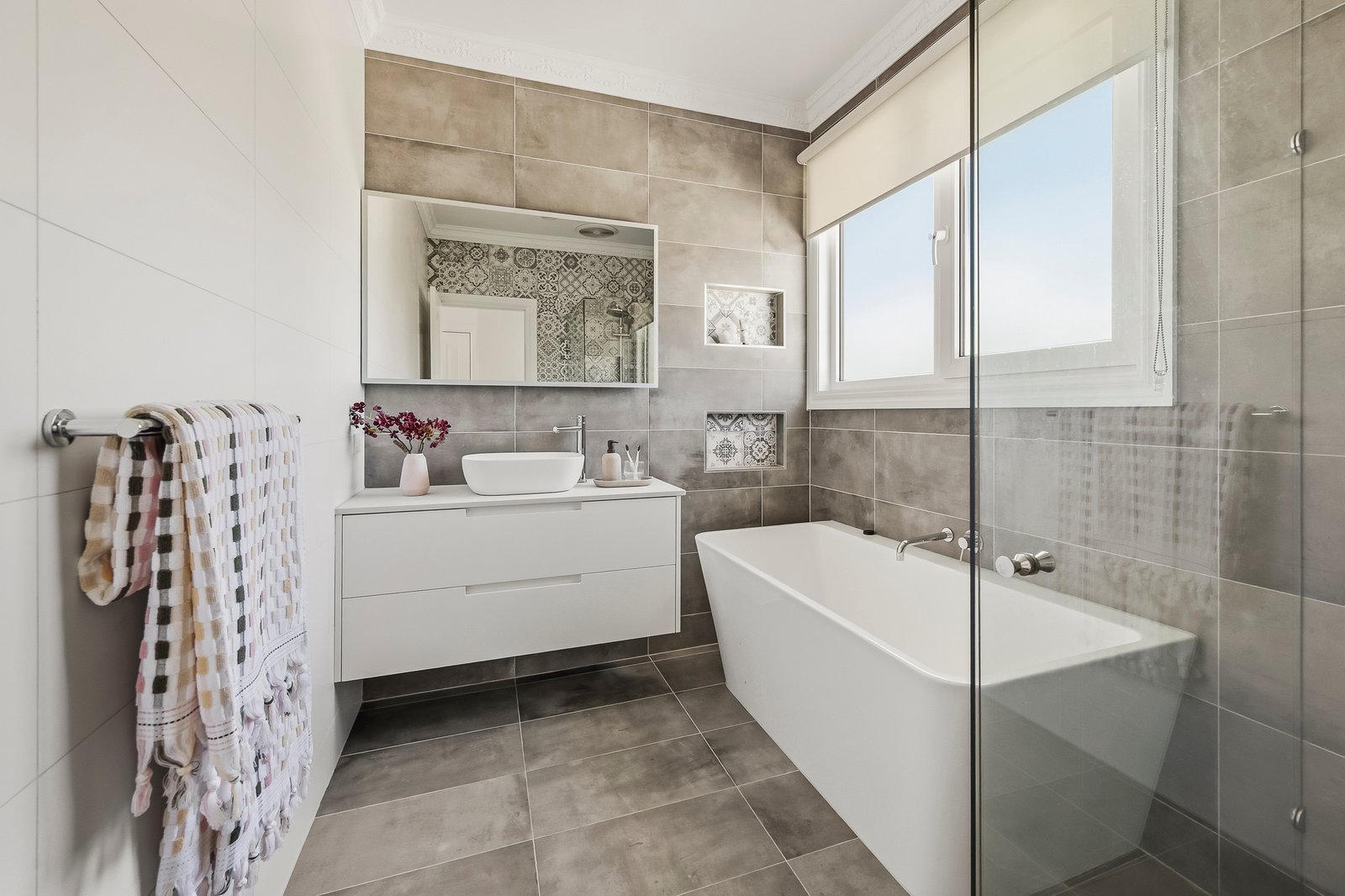 Real Estate and Property in 521 Balcombe Road, Black Rock, VIC