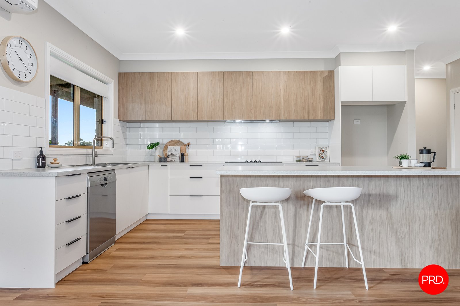 521 Bradford Road SHELBOURNE 7