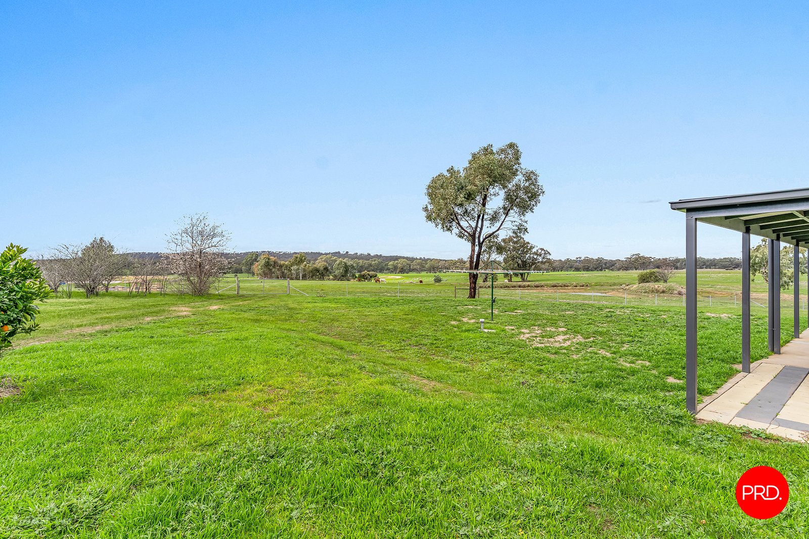 521 Bradford Road SHELBOURNE 18