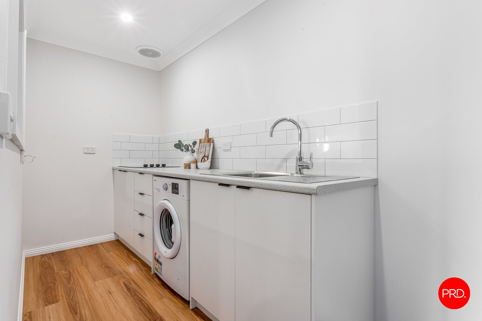 521 Bradford Road SHELBOURNE 25