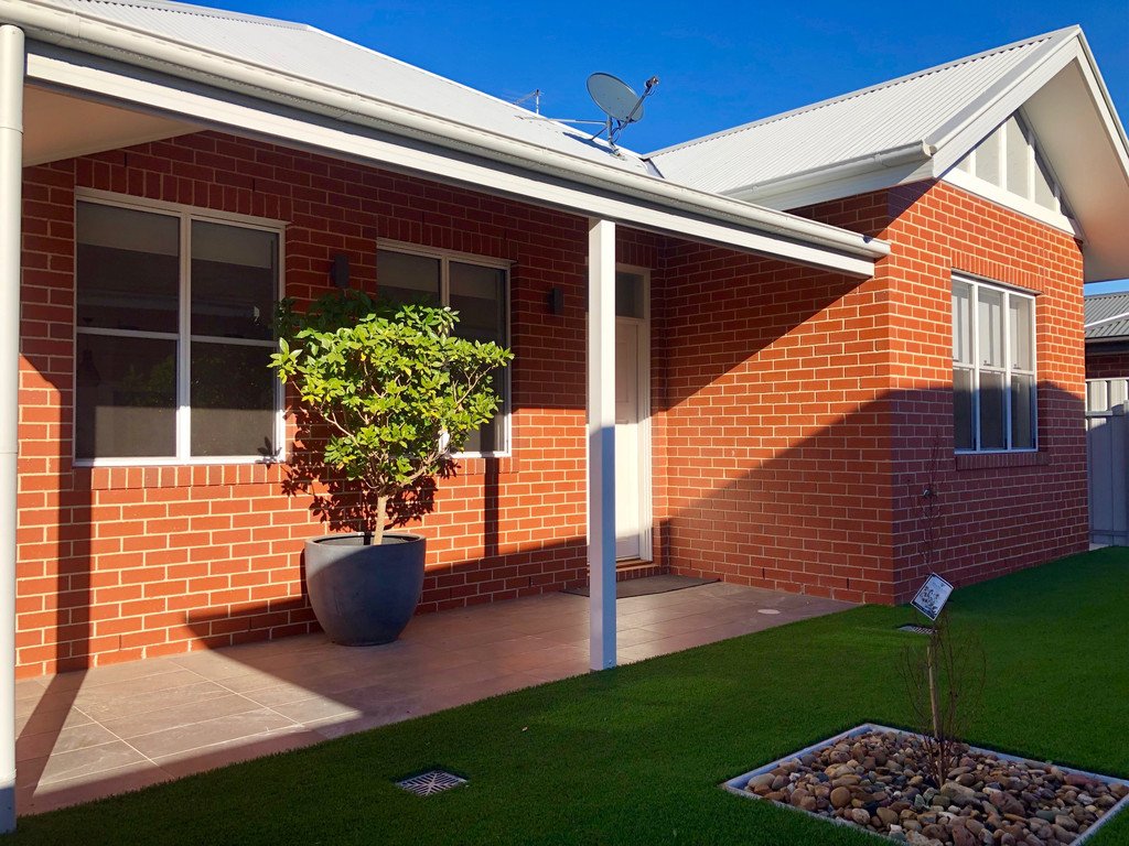 521 Hanel Street EAST ALBURY 2