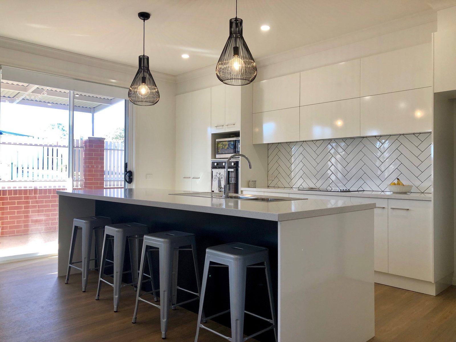 521 Hanel Street EAST ALBURY 4