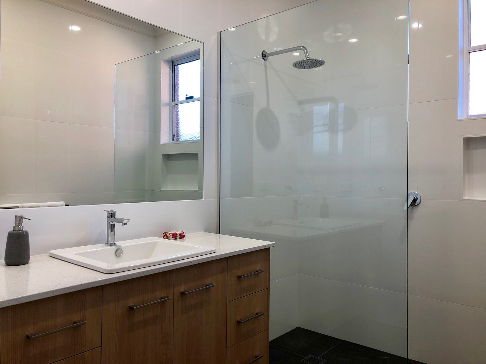 521 Hanel Street EAST ALBURY 11