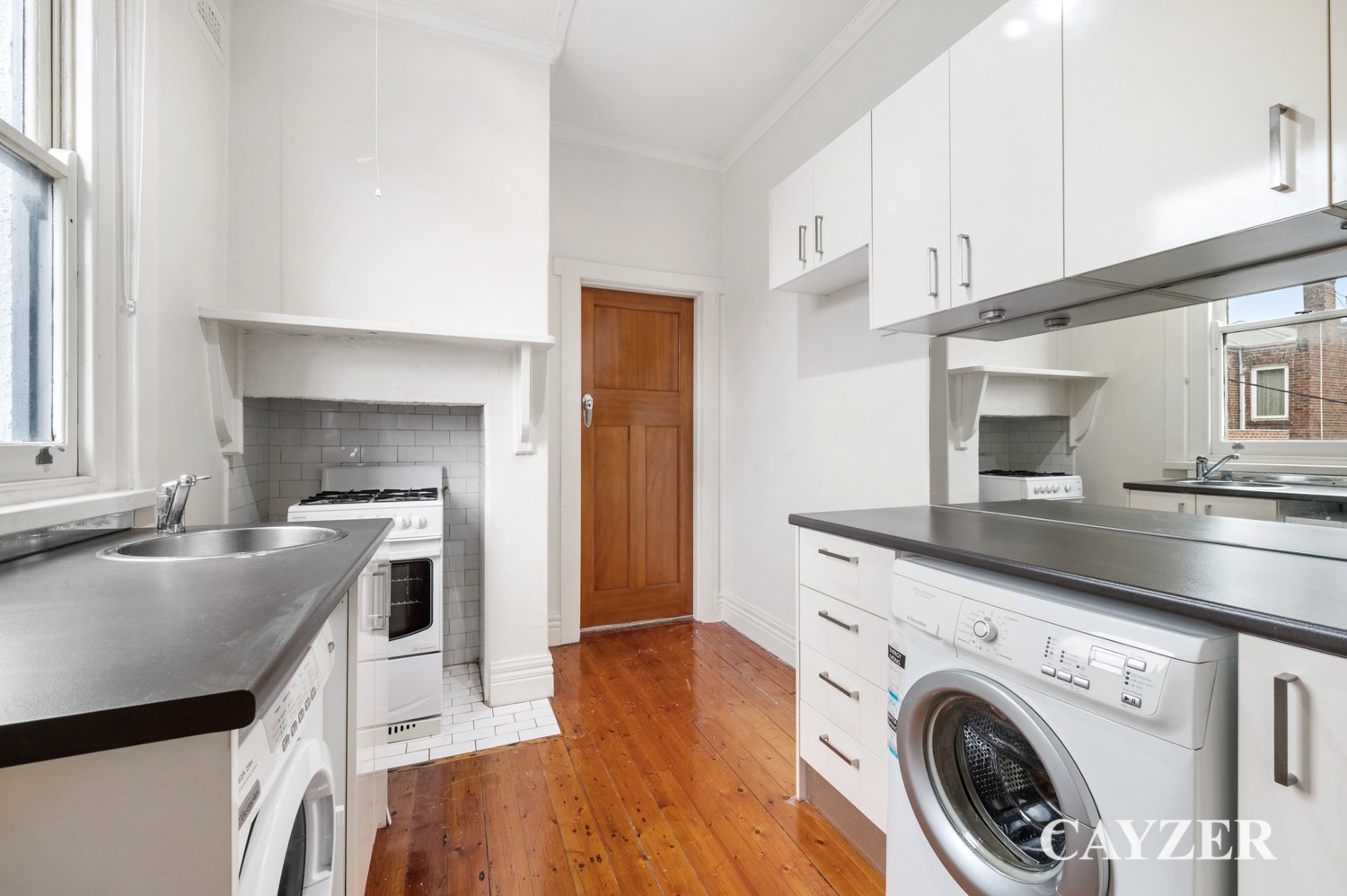 Gallery: 5/21 Hotham Street