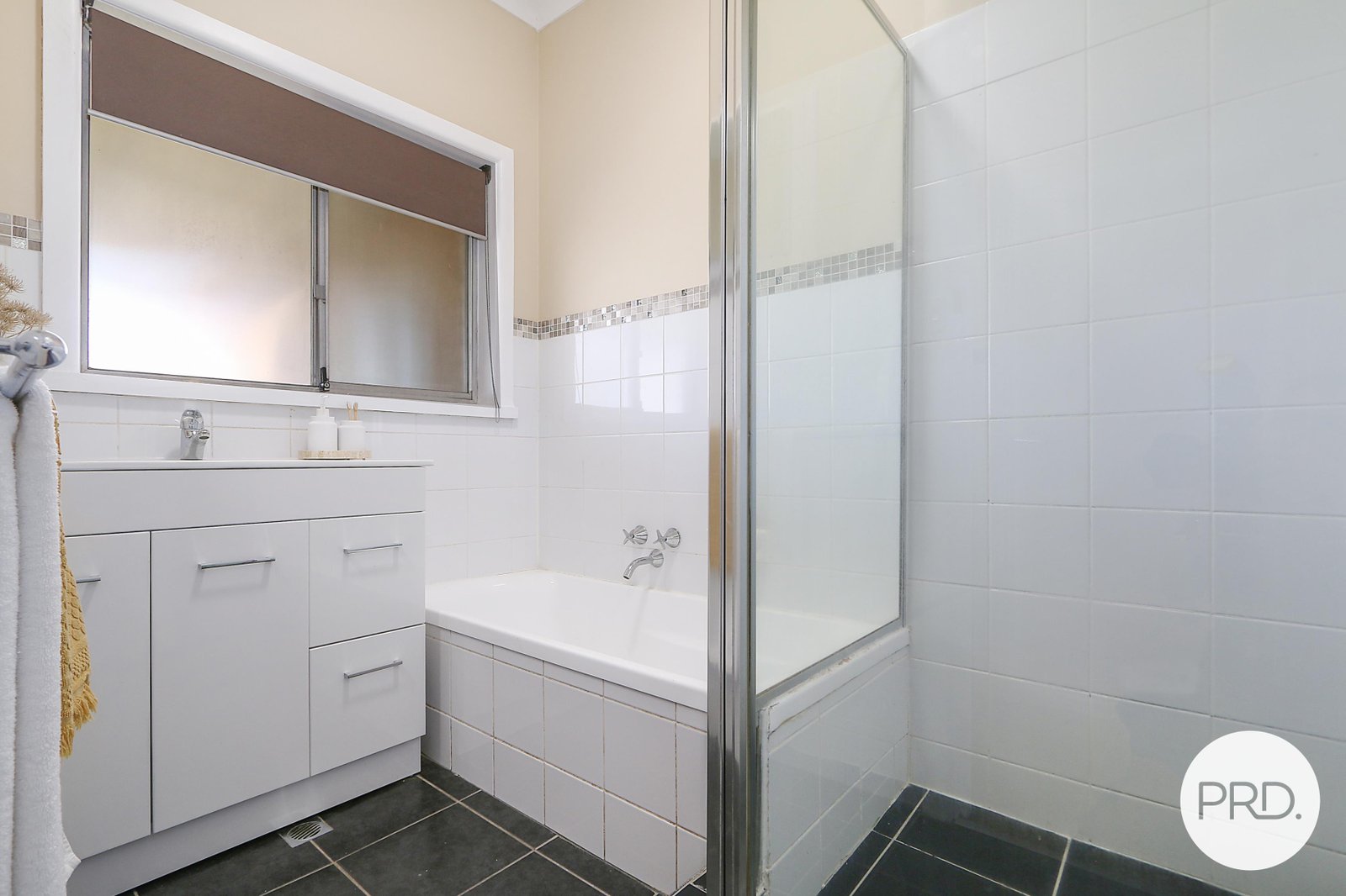 521 Mutsch Street LAVINGTON 14