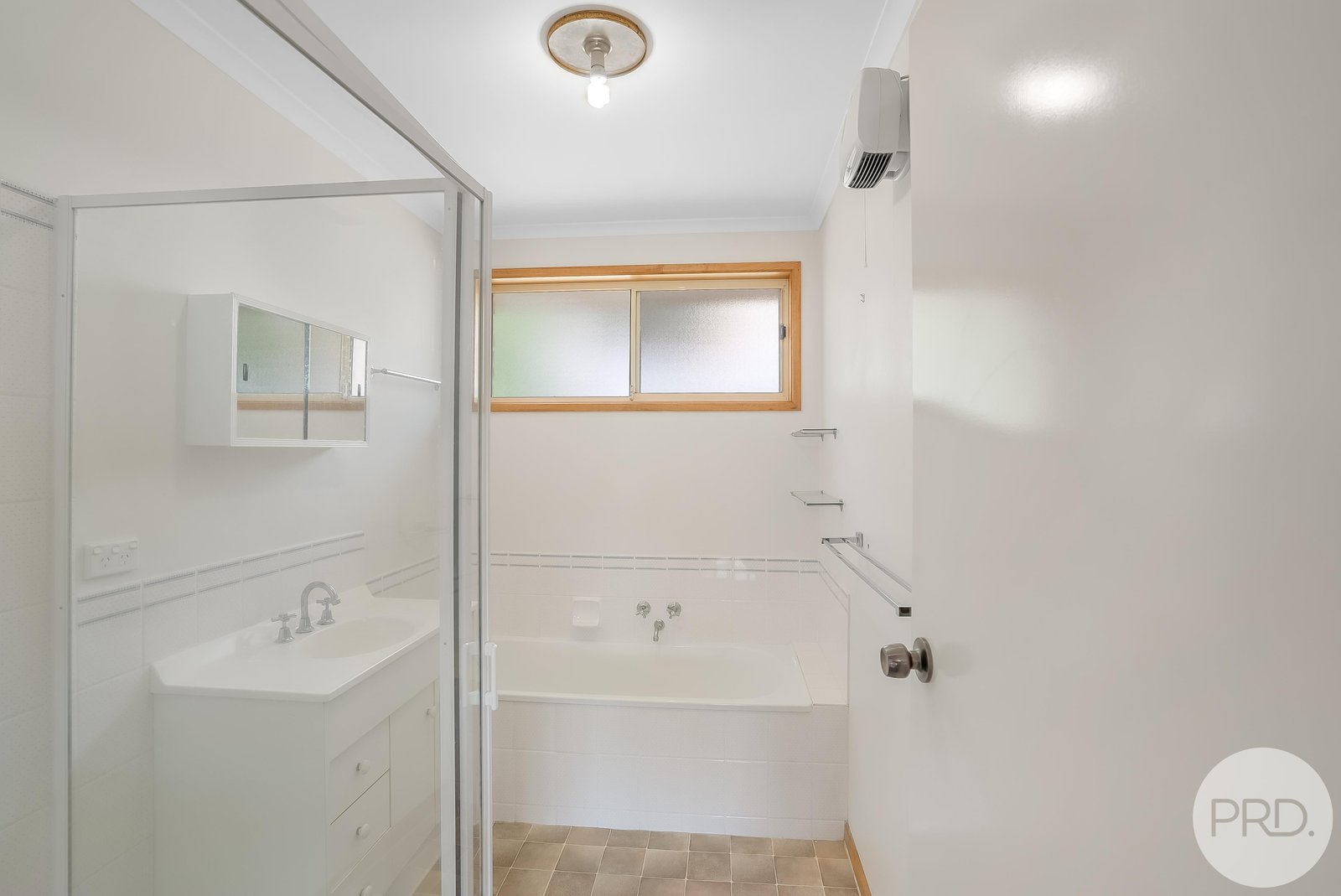 5/21 Quarry Road MORNINGTON 6