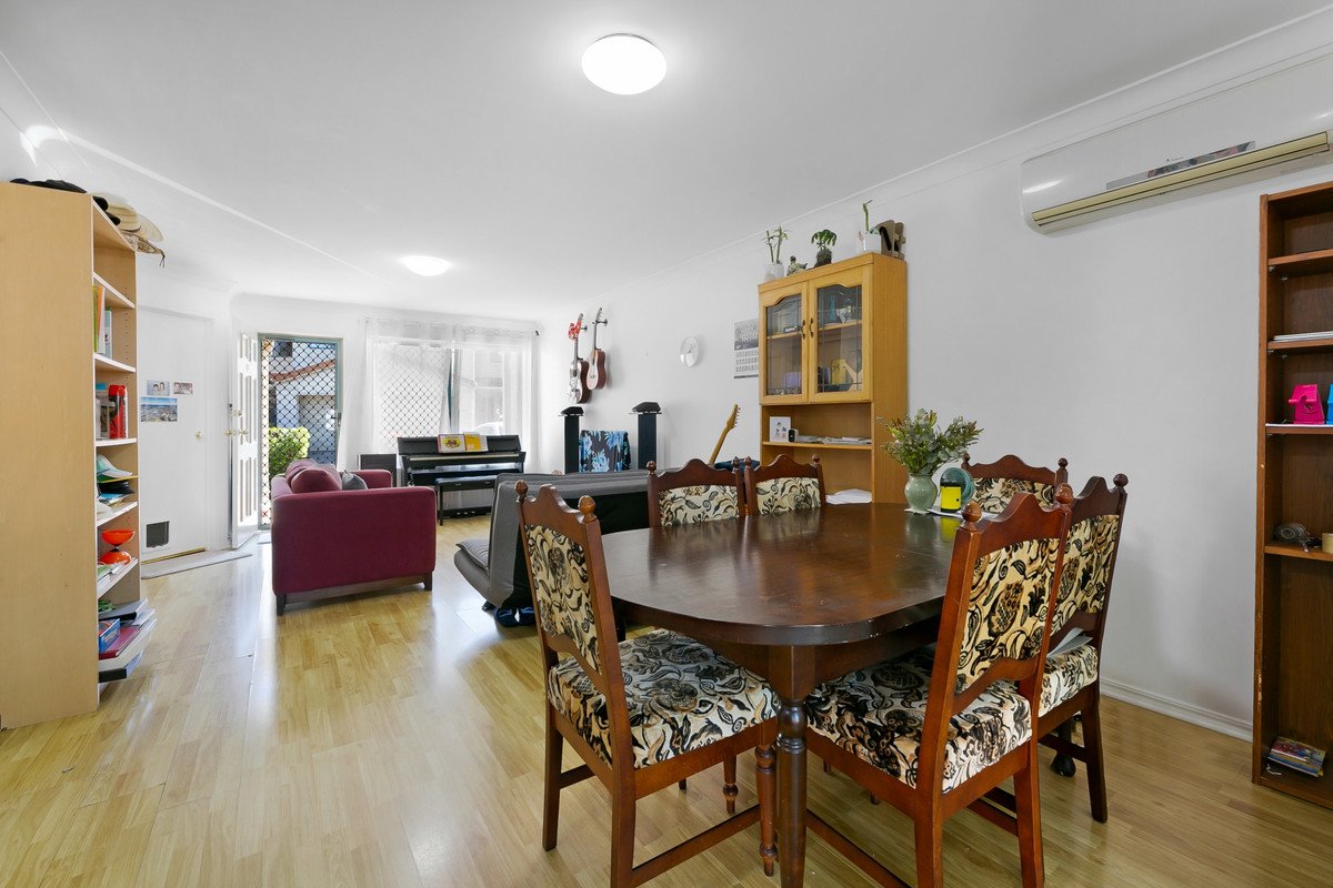 5/21 Regensberg Close Varsity Lakes 2