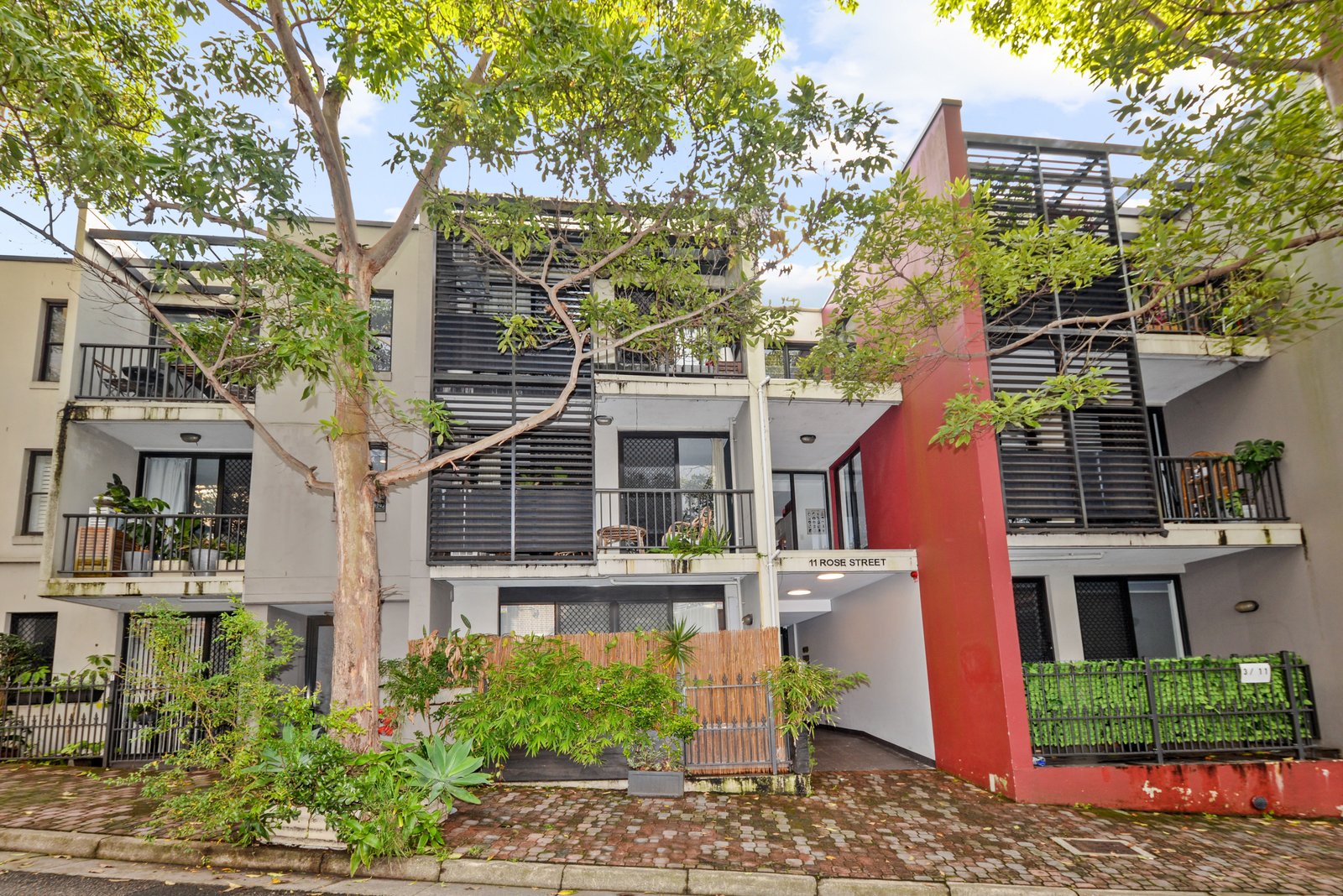 52/11-21 Rose Street CHIPPENDALE 17