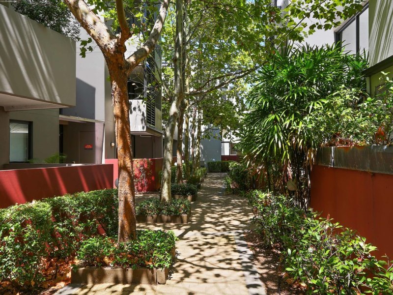 52/11-21 Rose Street CHIPPENDALE 6