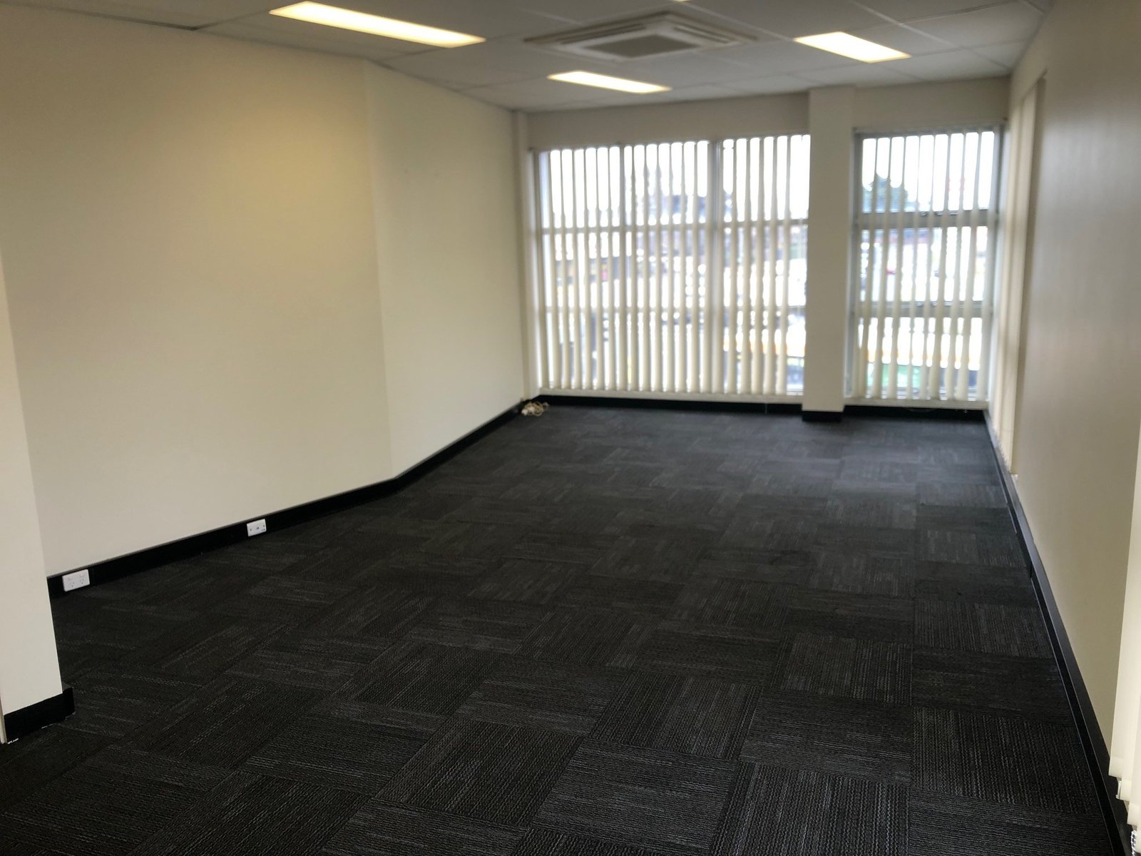 Gallery: 5/211 Warrigal Road