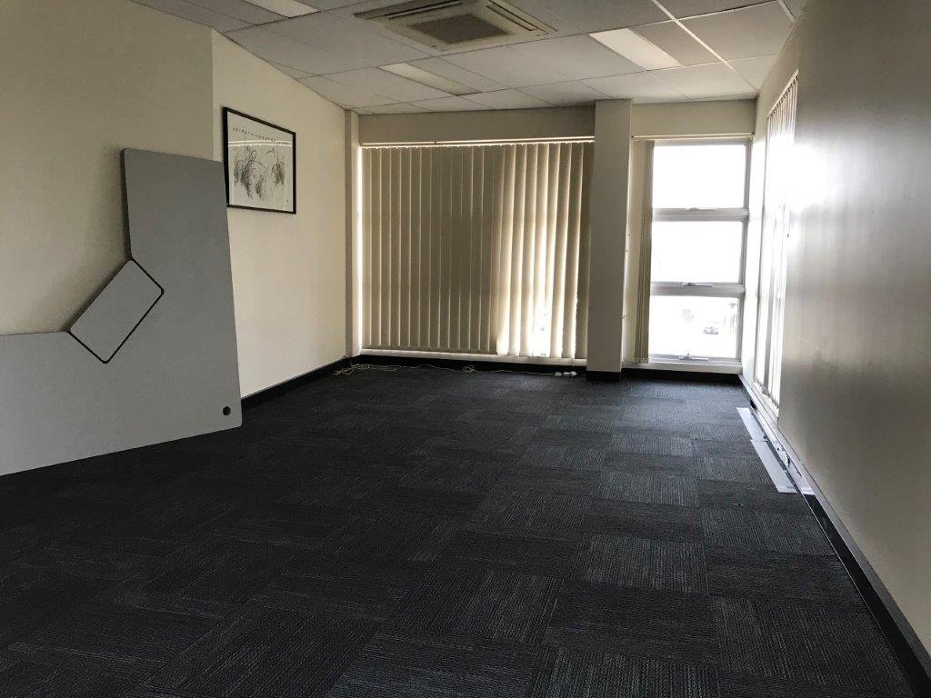 Gallery: 5/211 Warrigal Road