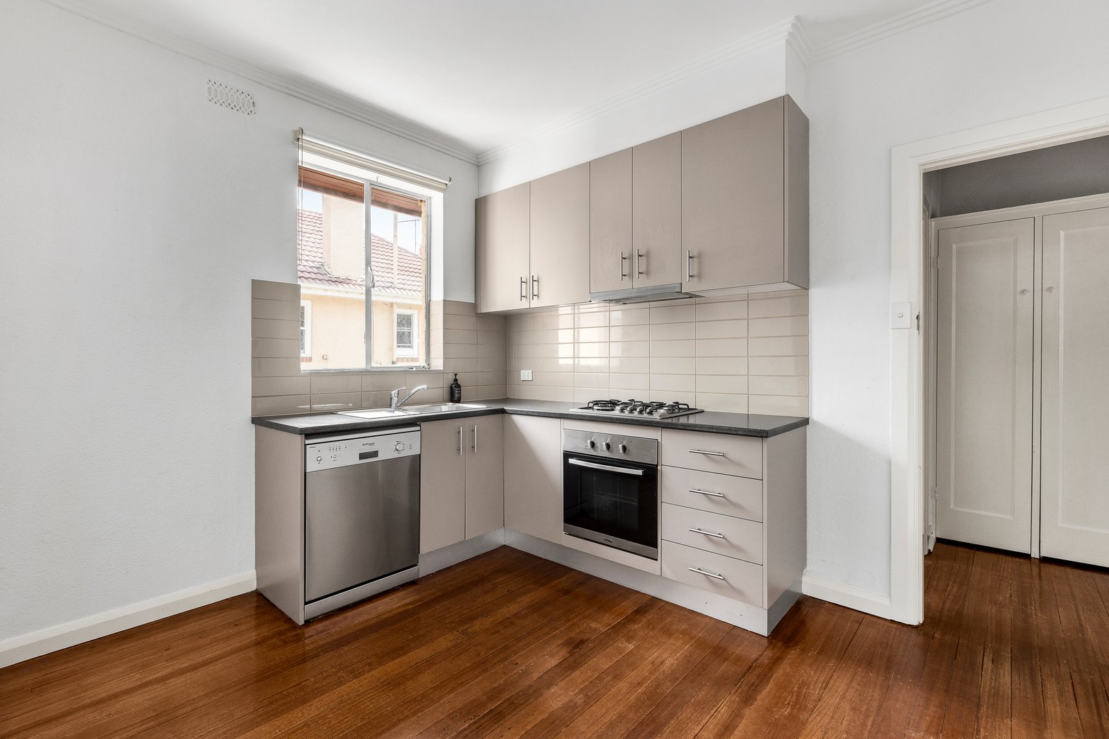 Gallery: 5/22 Shelley Street