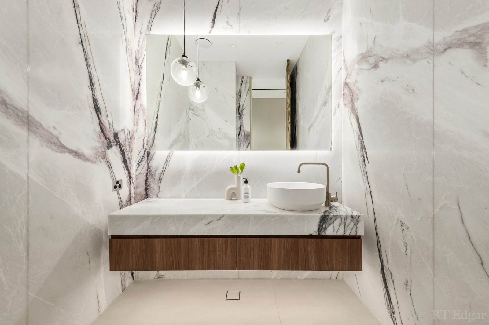 Real Estate and Property in 5/22 Tintern Avenue, Toorak, VIC