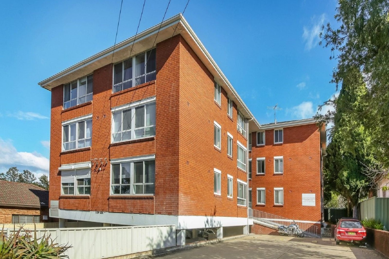 5/229 King Georges Road ROSELANDS 1