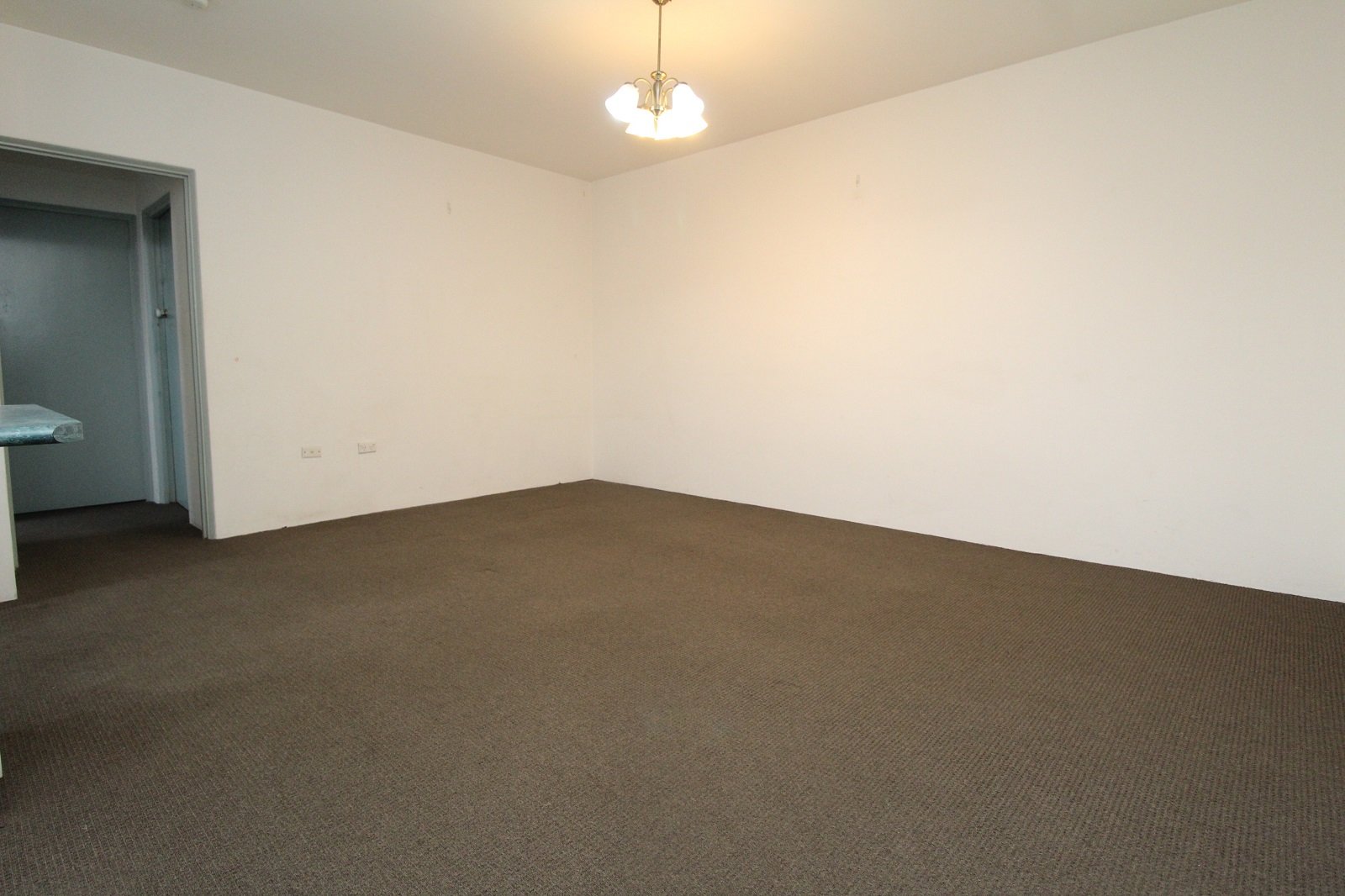 5/229 King Georges Road ROSELANDS 2