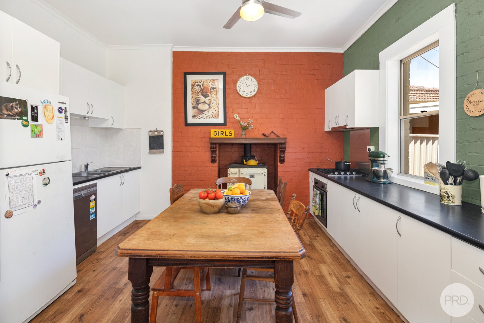 523 Howitt Street SOLDIERS HILL 7