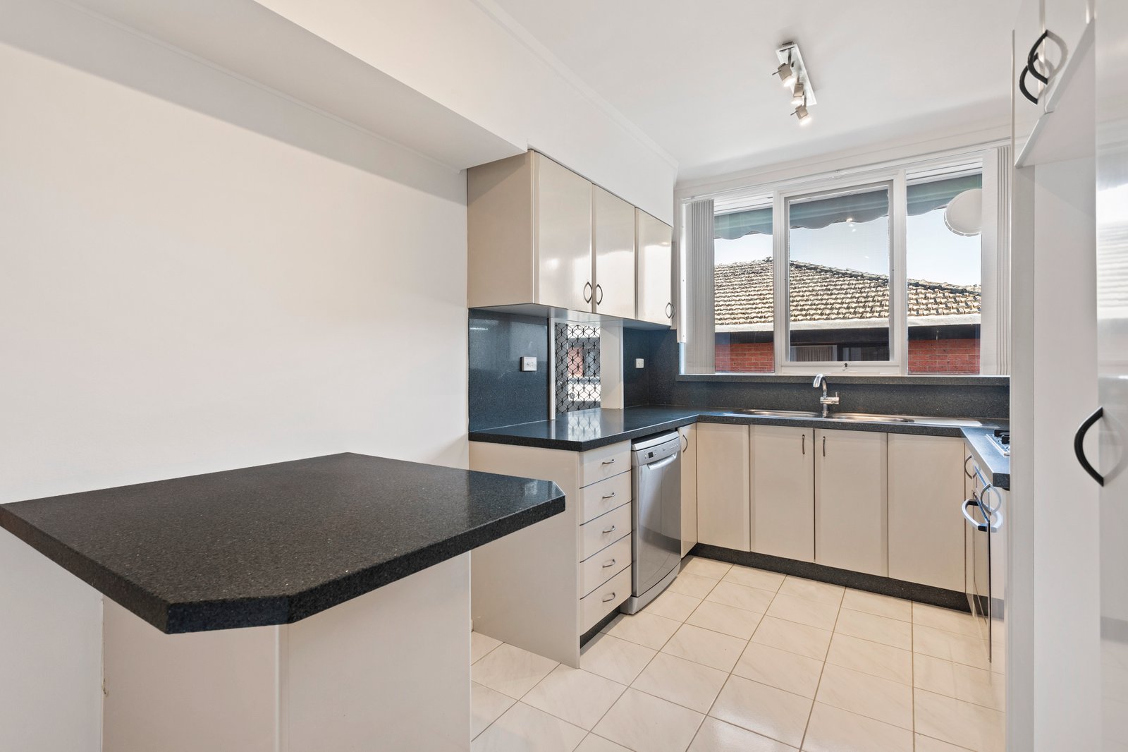 Real Estate and Property in 5/23 Seymour Road, Elsternwick, VIC