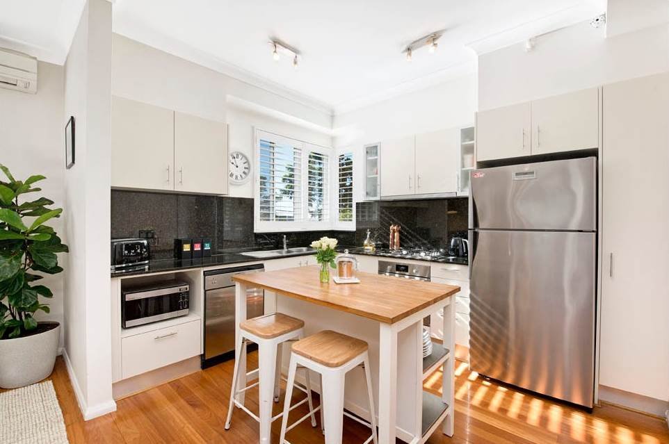 5/230-234 Old South Head Road BELLEVUE HILL 4