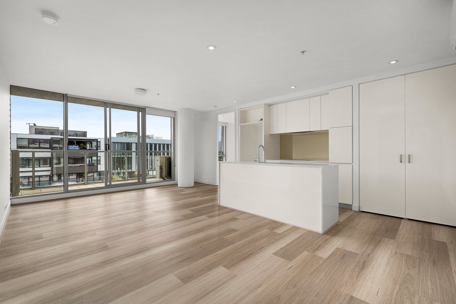 Real Estate and Property in 523/70 Nott Street Street, Port Melbourne, VIC