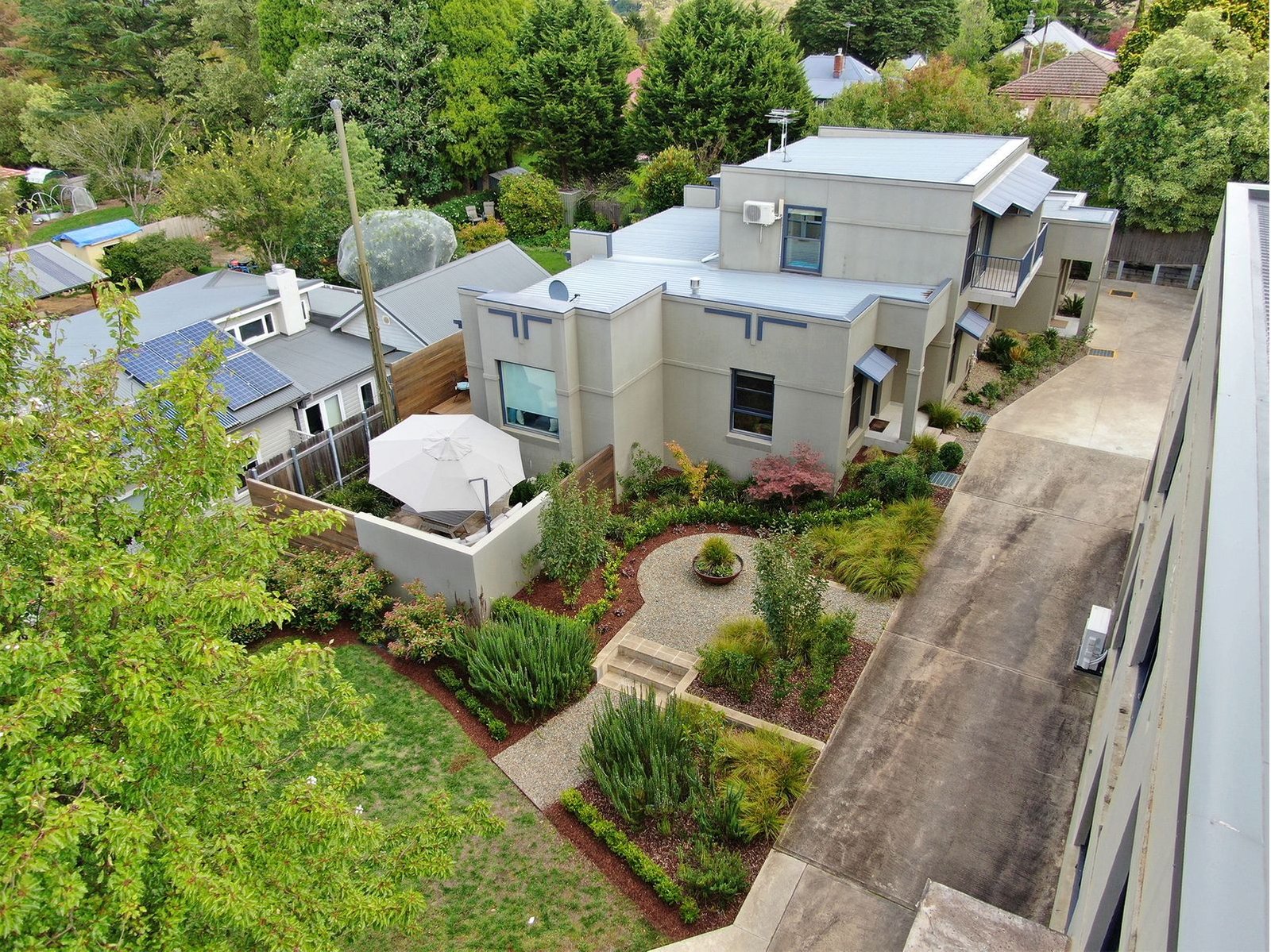 5-239-243-leura-mall-leura-nsw-2780