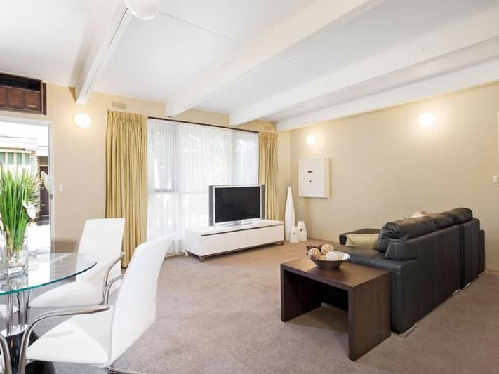 Gallery: 5/24-26 Devon Street