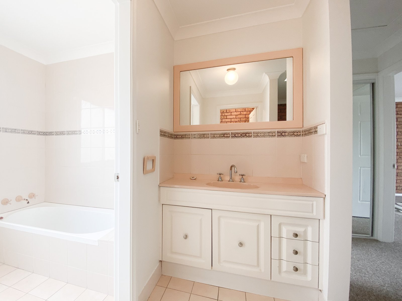 5/24 Tomaree Street NELSON BAY 13