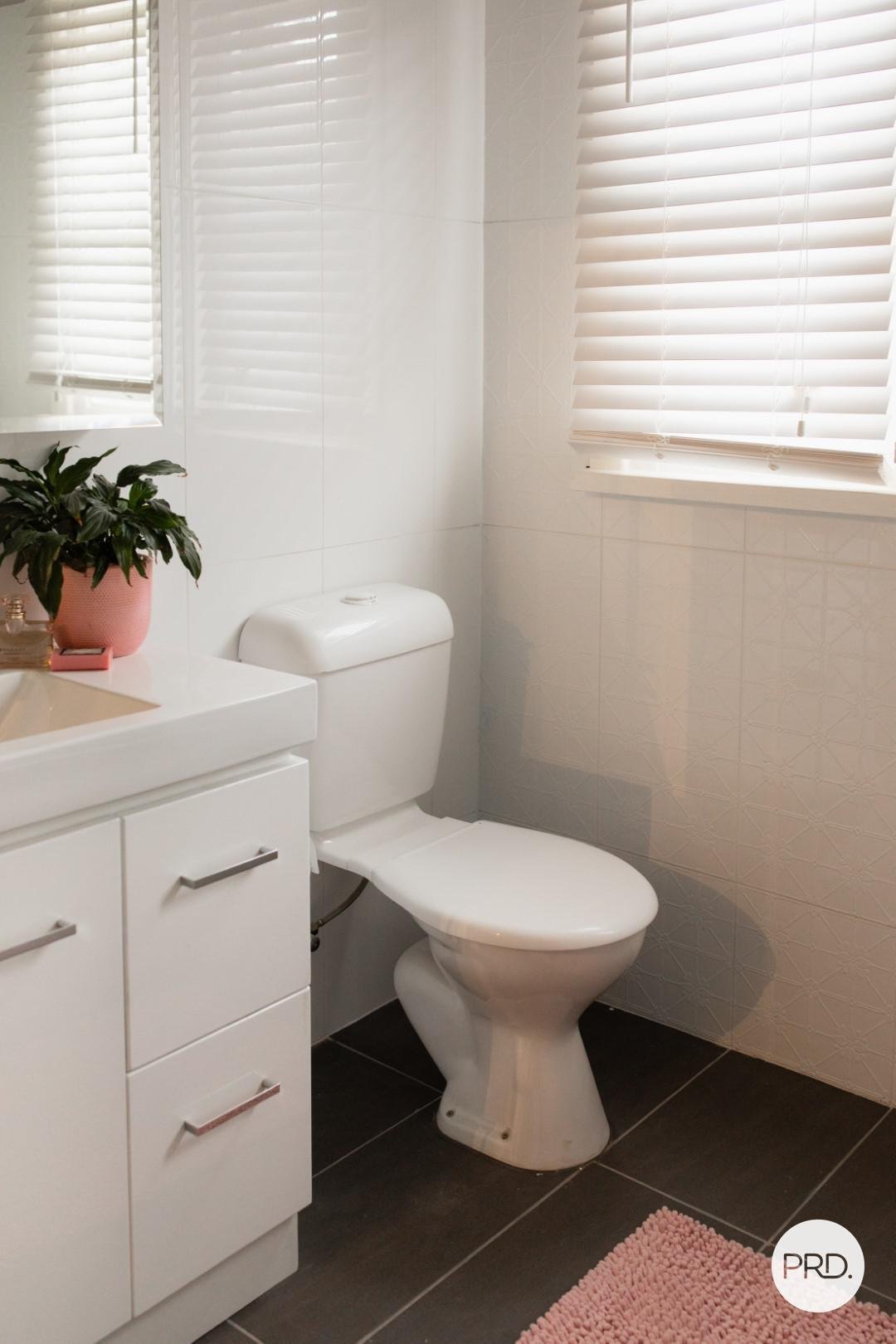 524 Webb Street LAVINGTON 11