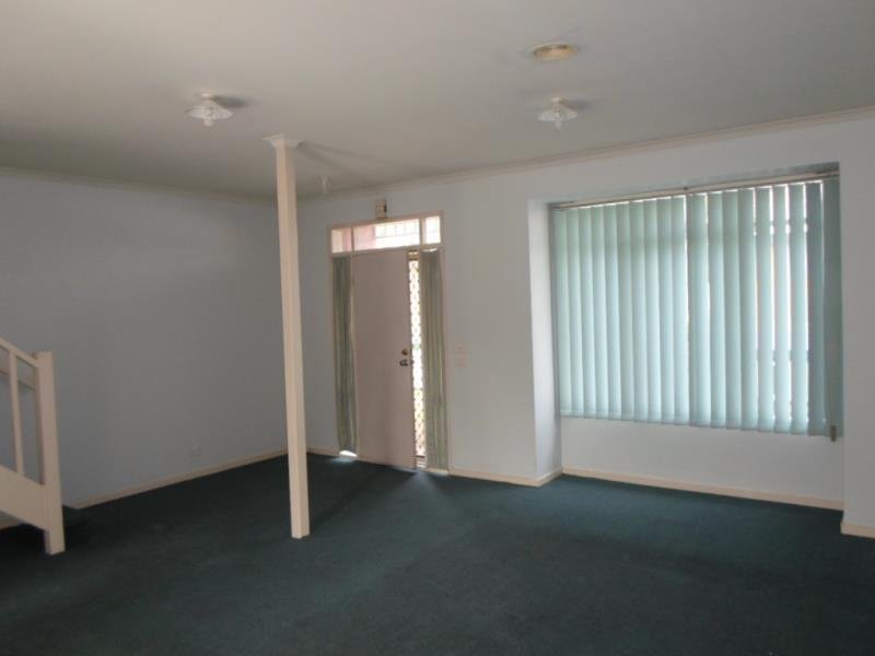 Gallery: 5/245 Williamstown Road