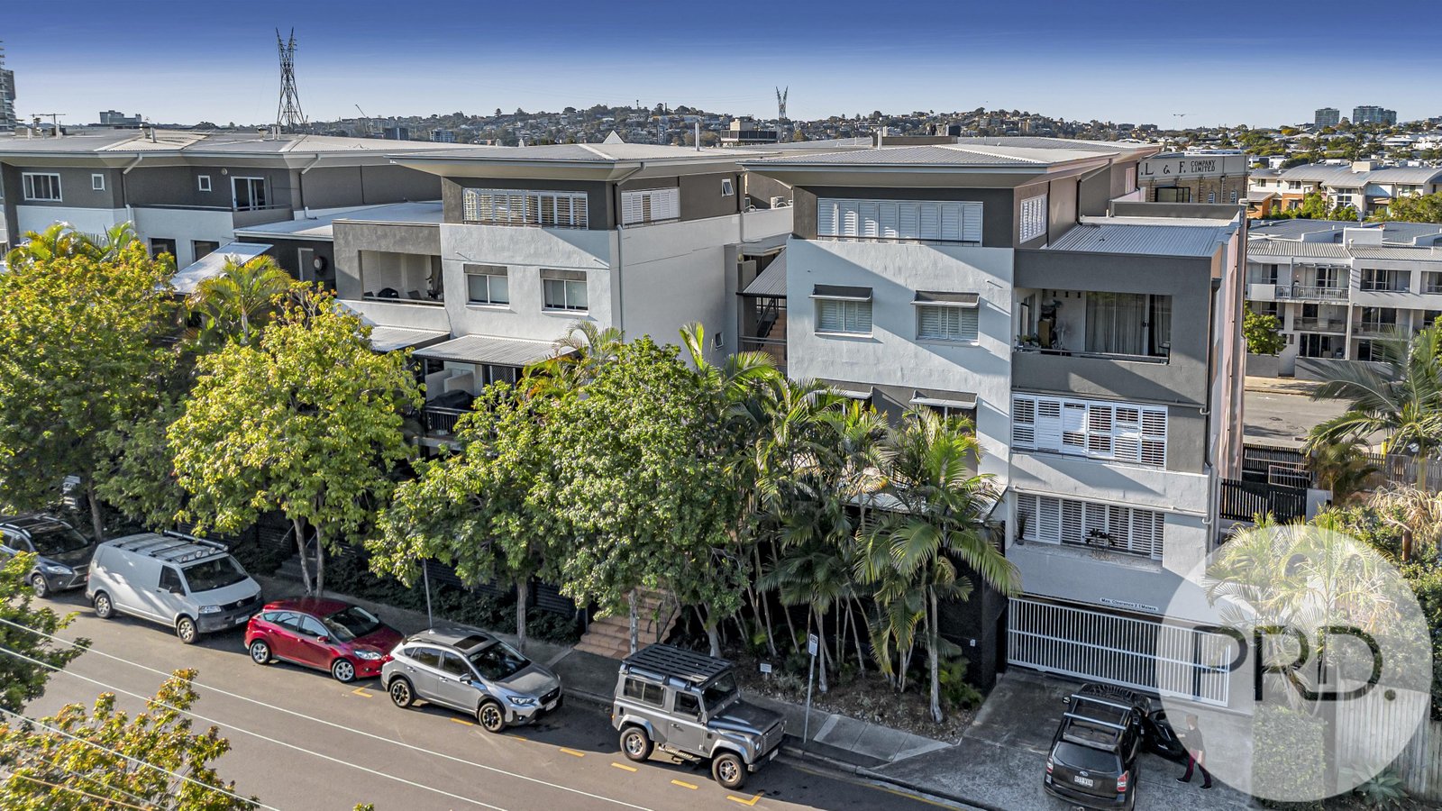 52/48 Chermside Street TENERIFFE 2