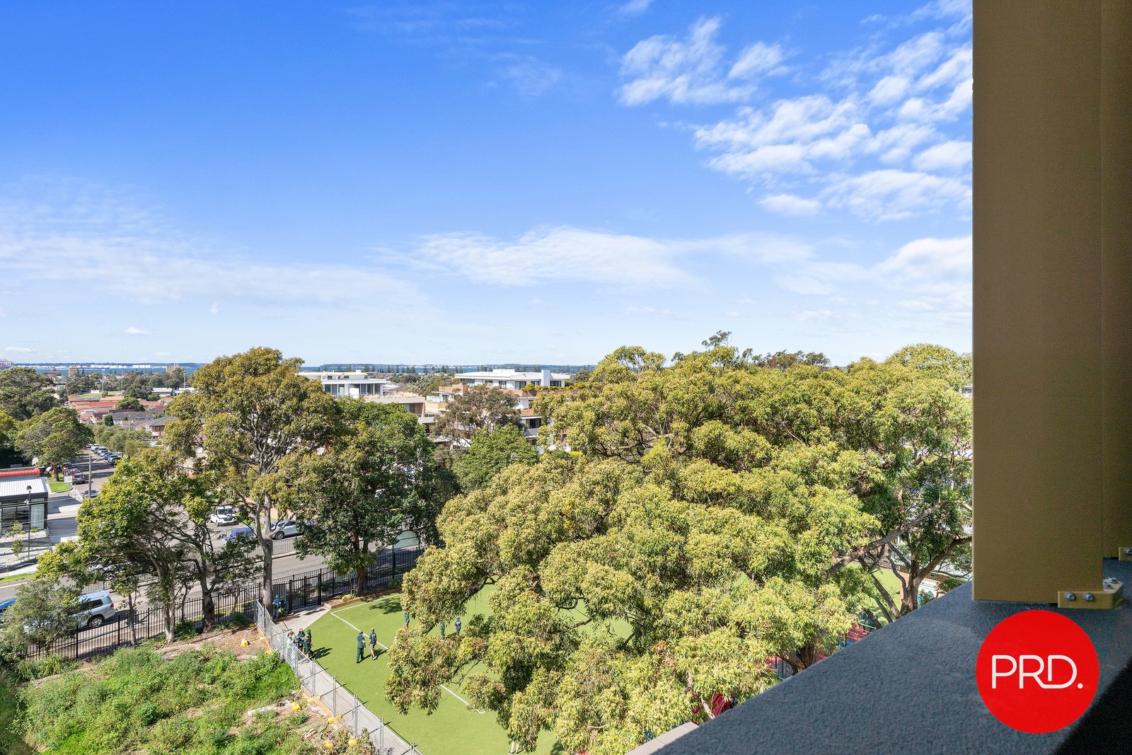 524/93 Regent Street KOGARAH 4