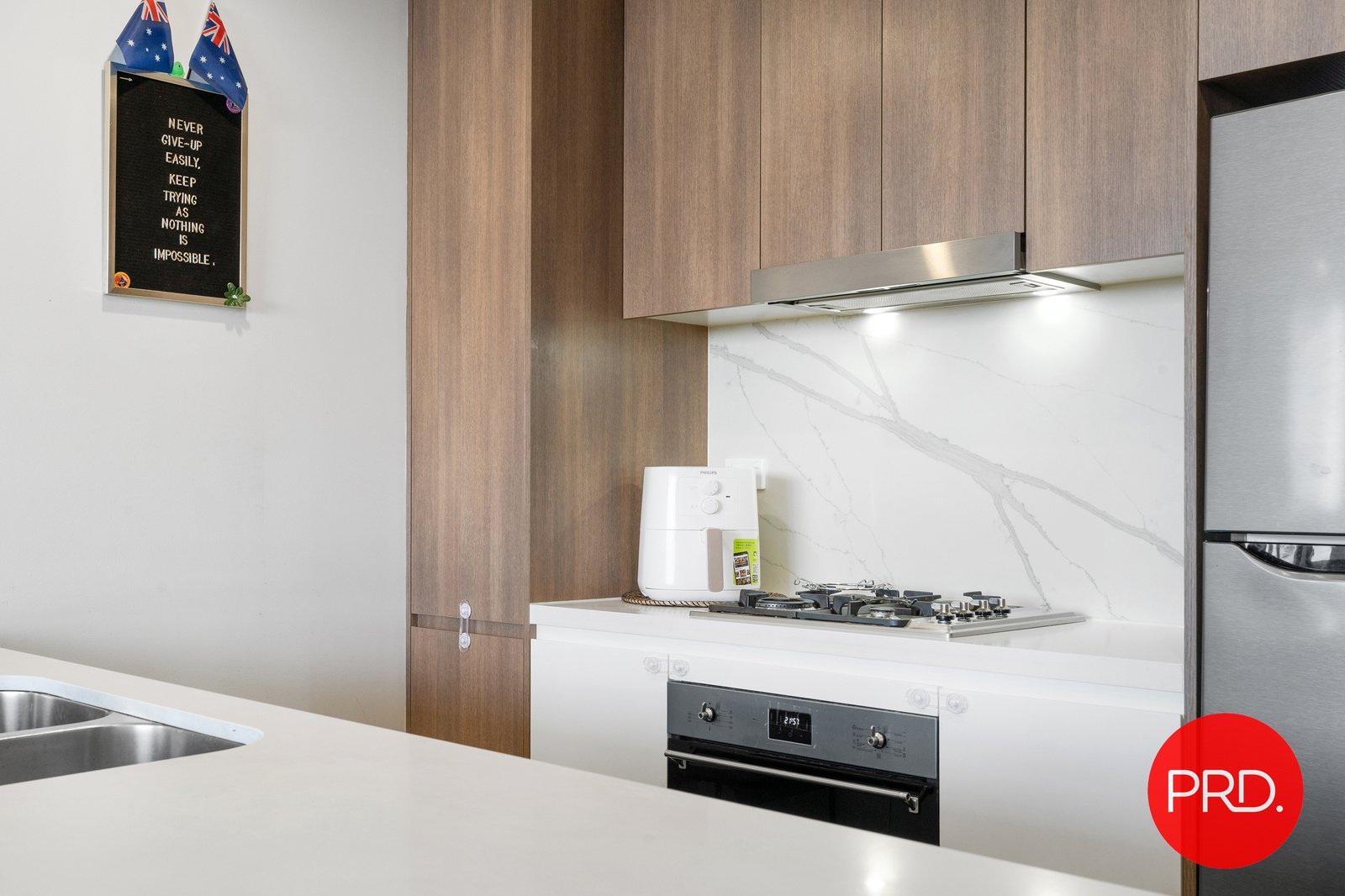 524/93 Regent Street KOGARAH 11