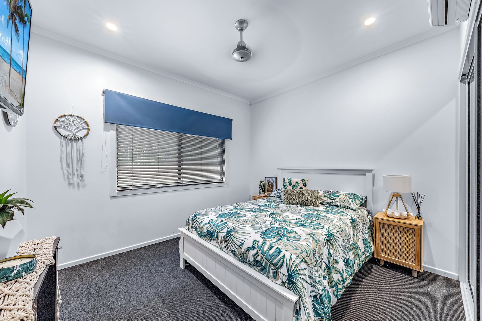 5/25 Abell Road CANNONVALE 8