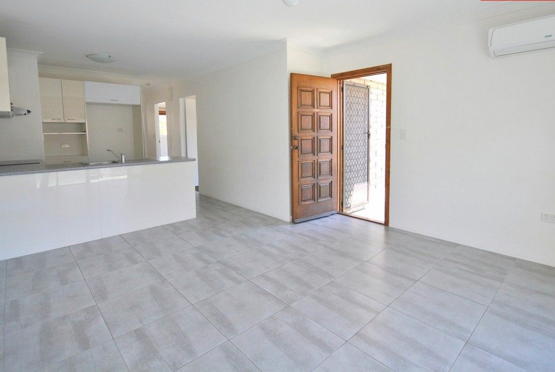 5/25 Lenneberg Street SOUTHPORT 2