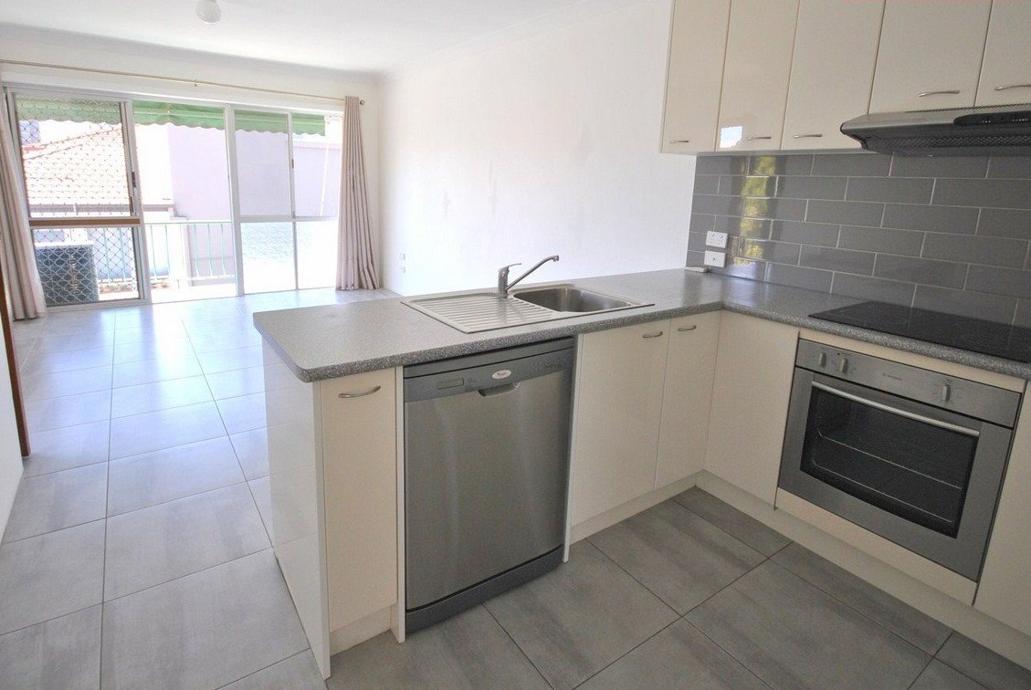 5/25 Lenneberg Street SOUTHPORT 3