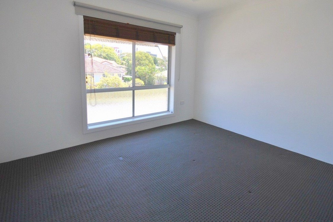 5/25 Lenneberg Street SOUTHPORT 4