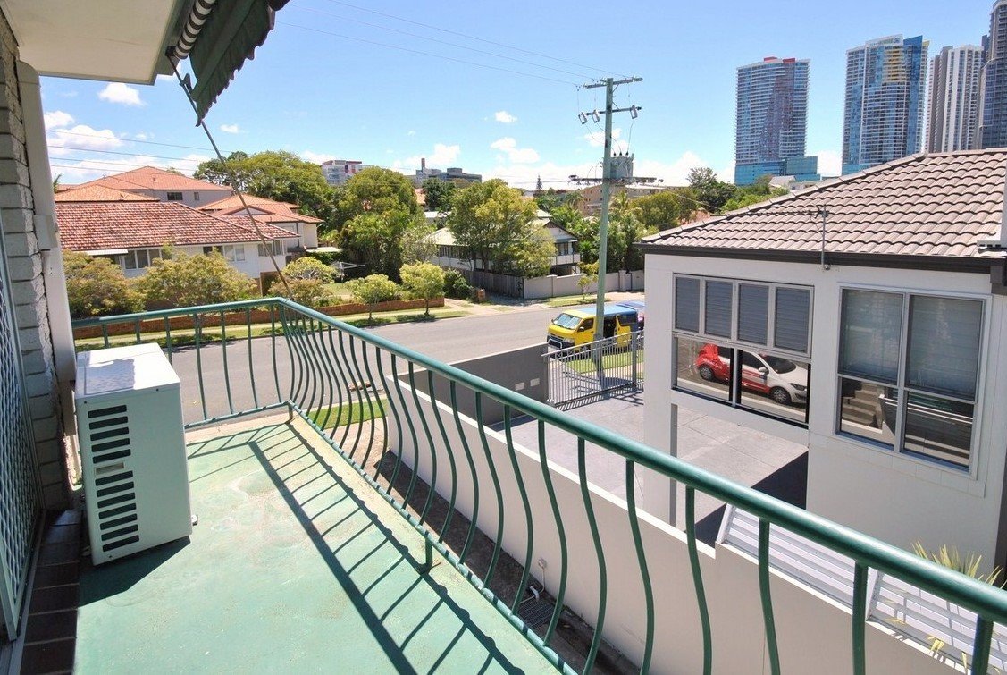 5/25 Lenneberg Street SOUTHPORT 7
