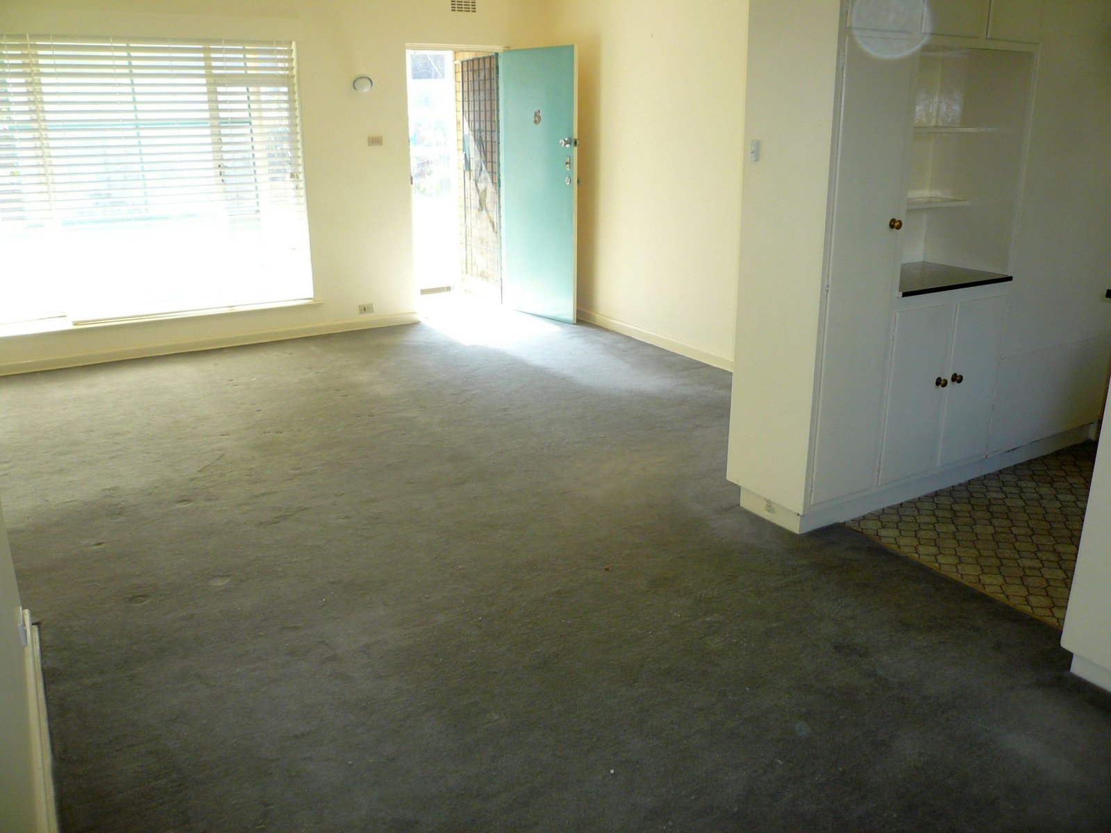 Gallery: 5/25 Millswyn Street