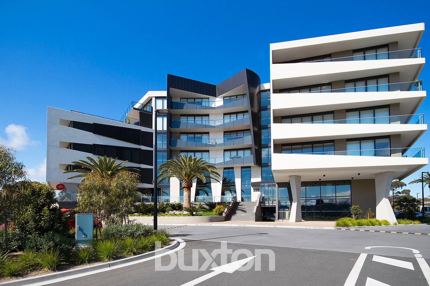 Gallery: 525/222 Bay Road