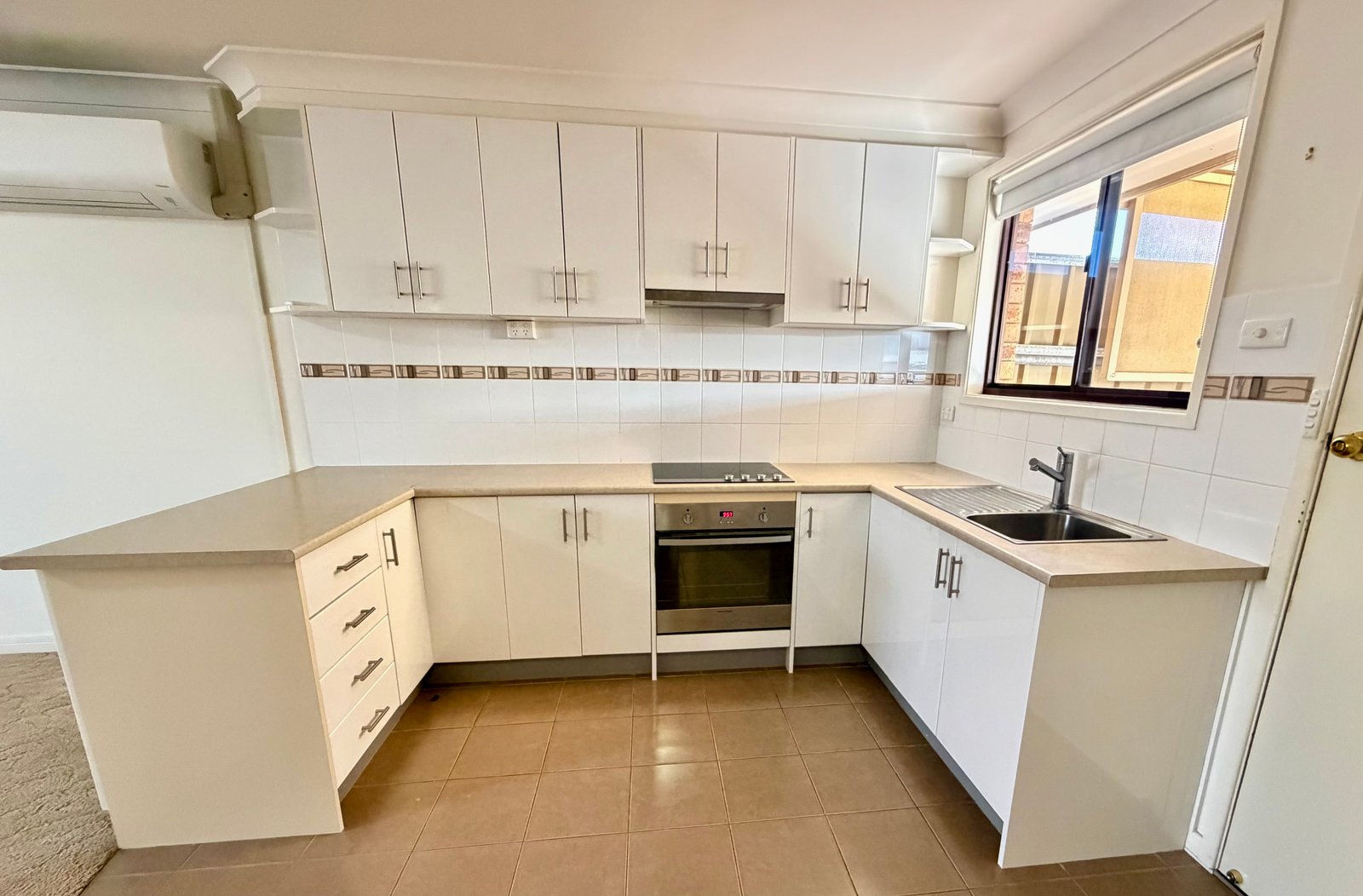 5/257 Goonoo Goonoo Road TAMWORTH 3