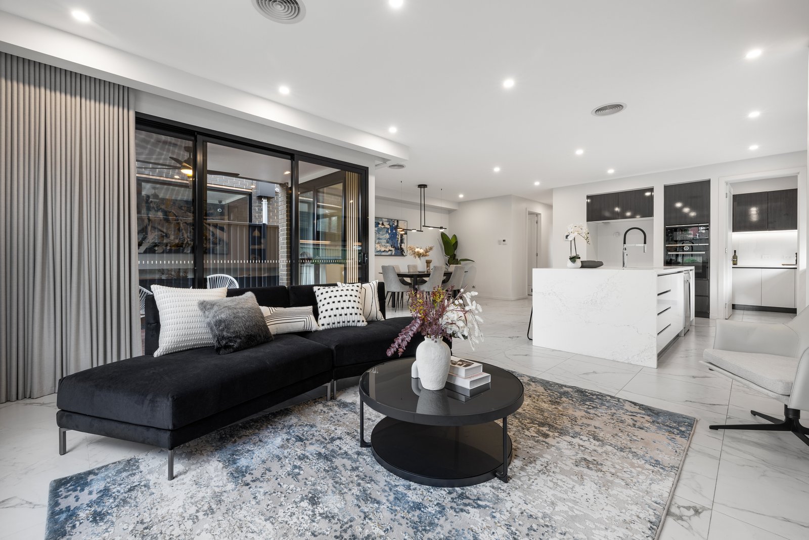 Gallery: 525B Springvale Road