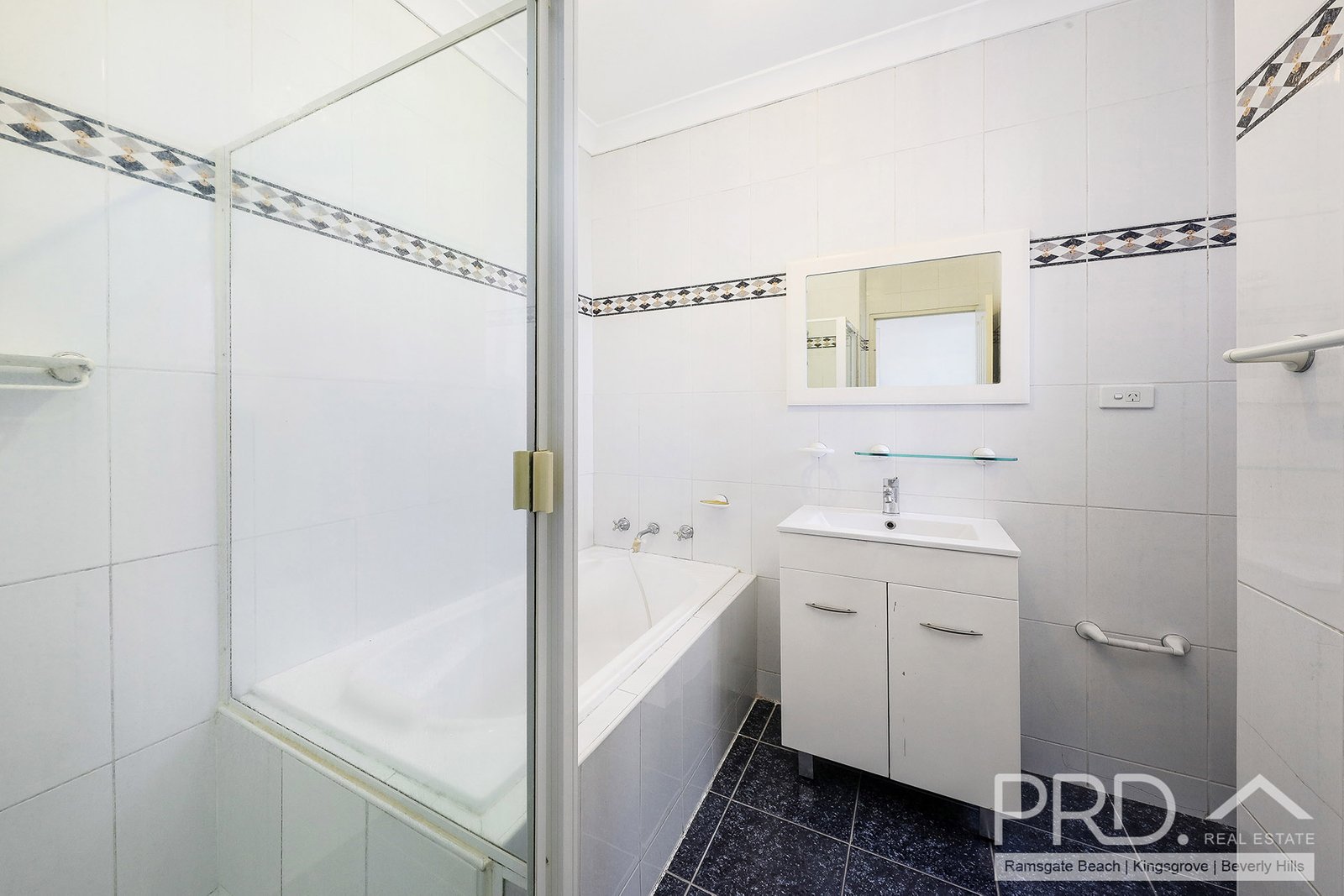 5/26-28 Melvin Street BEVERLY HILLS 8