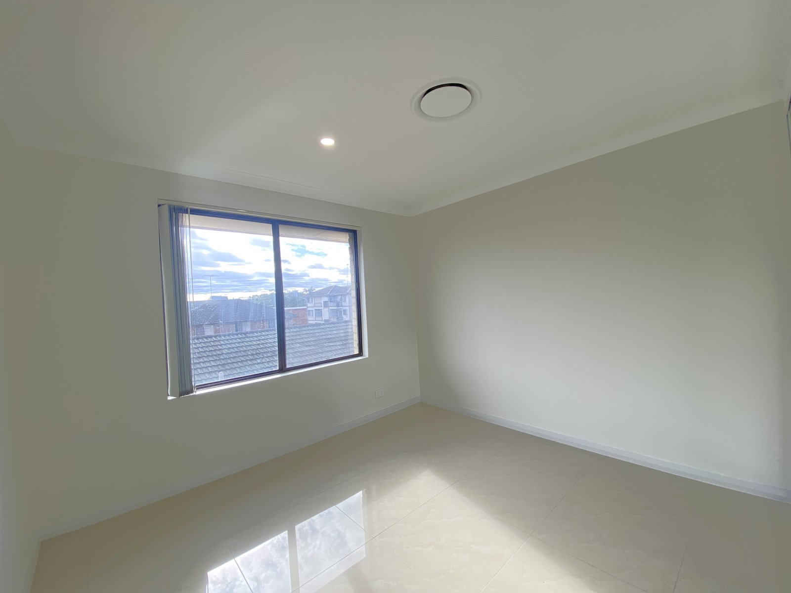 5/26 Collimore Avenue LIVERPOOL 4