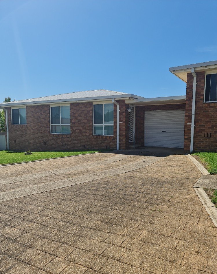 5/26 Howick Street TUMUT 1